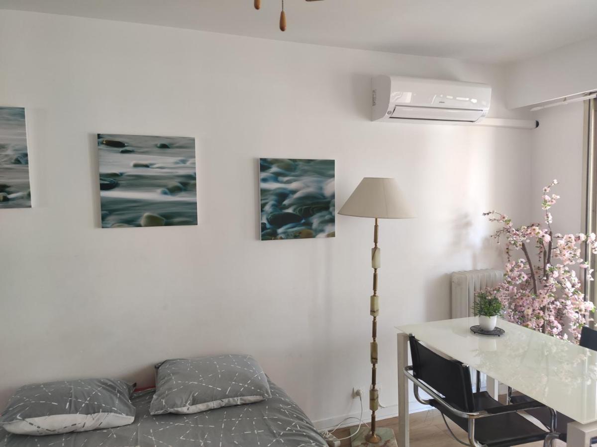 Studio Centre Nice Proche De Mer Екстериор снимка