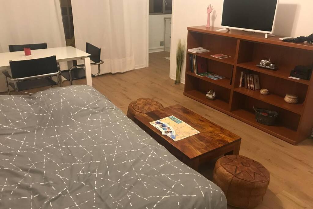 Studio Centre Nice Proche De Mer Екстериор снимка