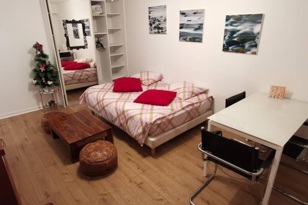 Studio Centre Nice Proche De Mer Екстериор снимка