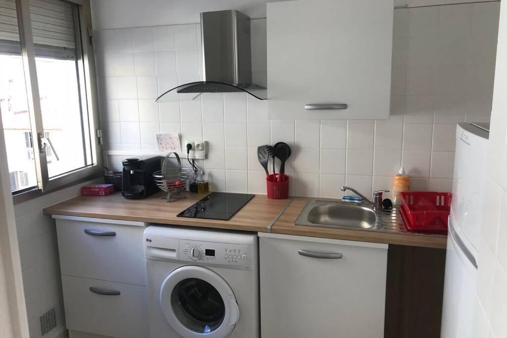 Studio Centre Nice Proche De Mer Екстериор снимка